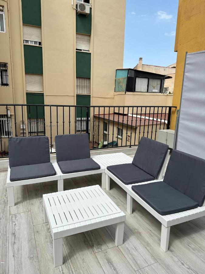 Malaga Inn Apartaments ภายนอก รูปภาพ