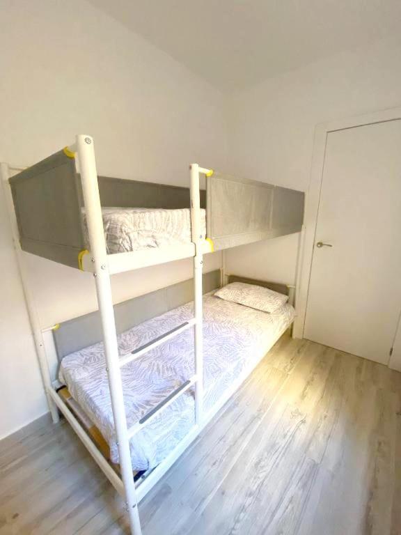 Malaga Inn Apartaments ภายนอก รูปภาพ